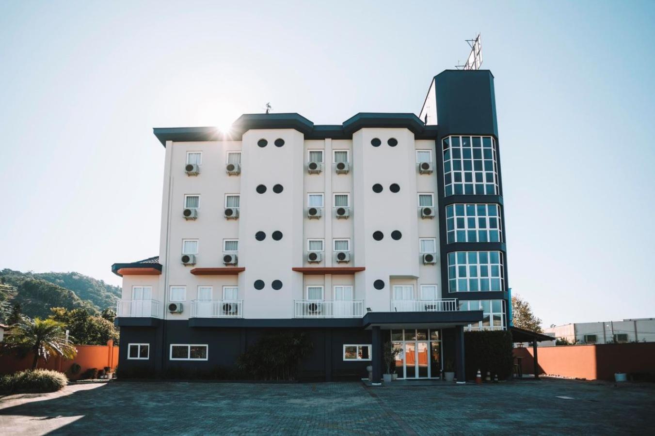 Andardac Hotel Guaramirim Экстерьер фото